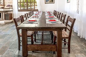 Dim Art Villa - With Private Pool