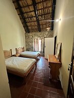 Lovely House on 4 ha in John Galt Village - 2011