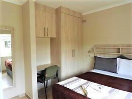 2 Bed Apartment With En-suite Kitchenette - 2064