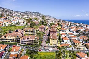 Living Funchal by Homie