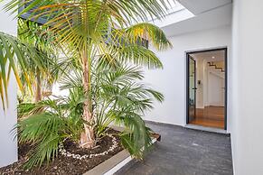 Uptown Sea View by Madeira Sun Travel