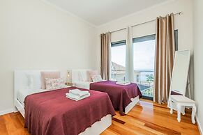 Uptown Sea View by Madeira Sun Travel