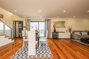 Uptown Sea View by Madeira Sun Travel