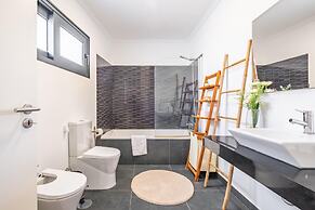 Uptown Sea View by Madeira Sun Travel