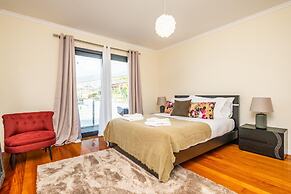 Uptown Sea View by Madeira Sun Travel