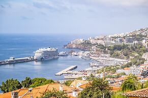 Uptown Sea View by Madeira Sun Travel