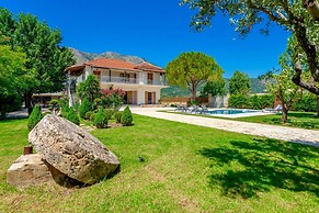 Villa Agricola With Private Swimming Pool