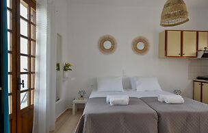 Eva Studios 7 in Agia Pelagia