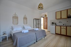 Eva Studios 7 in Agia Pelagia