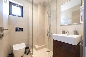 Pan Asia Seaview Apartment 3