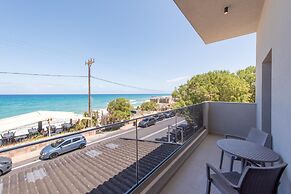 Pan Asia Seaview Apartment 3