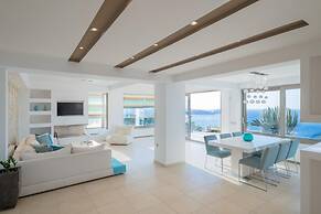 Caldera Blue Villa by Estia