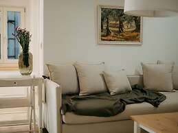 Lenko Bianco Studio by Estia