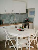Lenko Bianco Studio by Estia