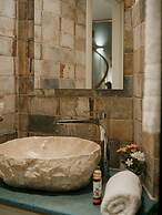 Lenko Bianco Studio by Estia