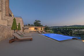 Dim Luxury Villa - With Private Pool