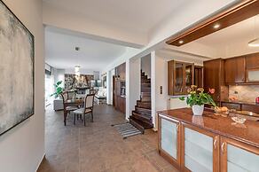 Villa Eagles - With Private Pool