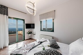 Villa Eagles - With Private Pool