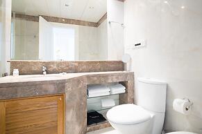 Nomad s Fine Arts in Chiado