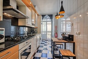 Nomad s Fine Arts in Chiado