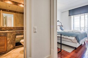 Nomad s Fine Arts in Chiado