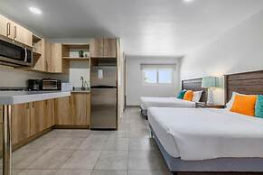 Turibana Plaza Suite 18