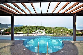 309 10m to the Beach Rooftop Pool Gym Wi-fi Kitchen