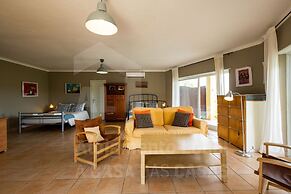 Villa Safarujo by Acasadascasas