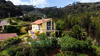 Villa Safarujo by Acasadascasas