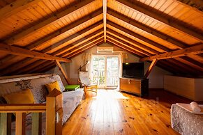 Villa Safarujo by Acasadascasas