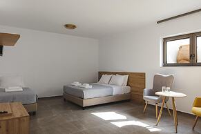 Dodici Luxury Villa - With Heated Pool