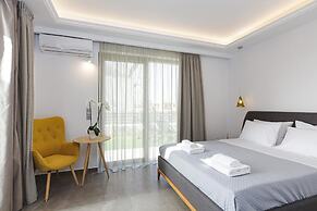 Dodici Luxury Villa - With Heated Pool