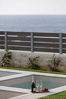 Dodici Luxury Villa - With Heated Pool