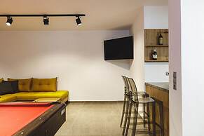 Dodici Luxury Villa - With Heated Pool