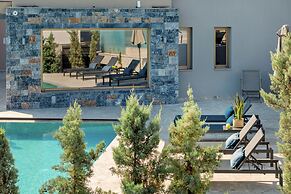 Luxury Villa Aqua With 2 Private Pools