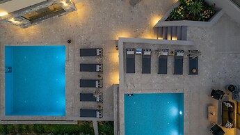 Luxury Villa Aqua With 2 Private Pools