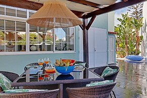 Jungle Beach House in Quarteira