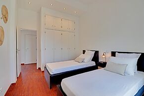 Jungle Beach House in Quarteira