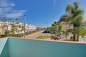 Jungle Beach House in Quarteira