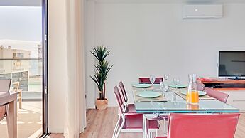 SKY Beach Apartment in Quarteira