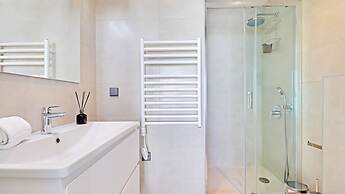 SKY Beach Apartment in Quarteira