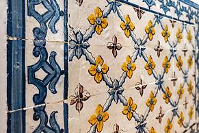 Nomad s Padaria Flats Tiled Walls