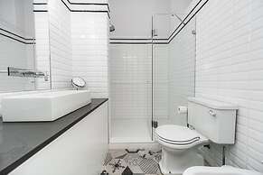 Nomad s Padaria Flats Tiled Walls