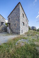 Dandy On The Hill 1 103 sq m Up to 7 People