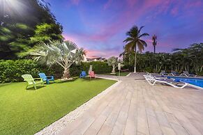 Turibana Plaza Suite 12