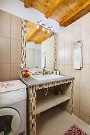 Aristea - 2 BR Villa Surrounded by Olive Groves