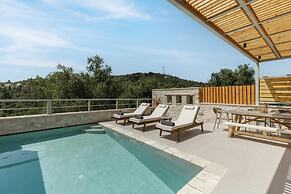 Armonia II Villa in Paxi