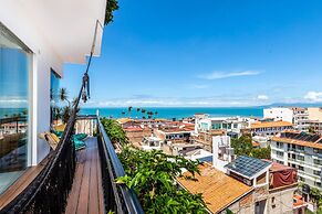 Ocean View Best Rooftop Pool In Romantic Zone