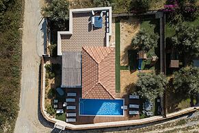 Villa Vera - With Private Heated Pool Jacuzzi