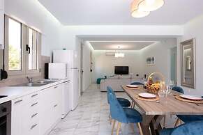 Villa Vera - With Private Heated Pool Jacuzzi